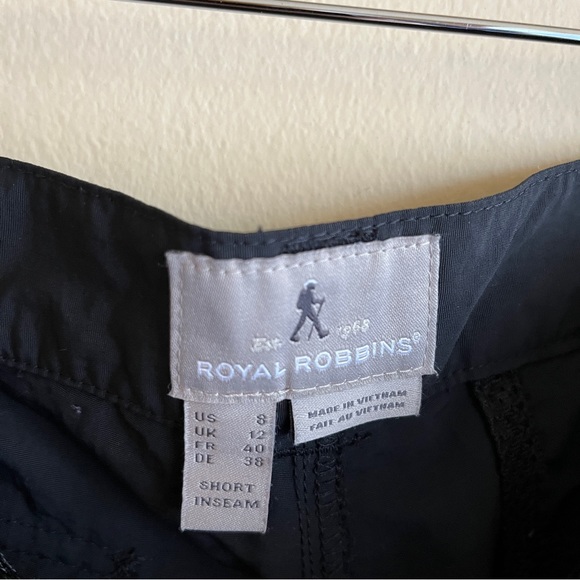 Royal Robbin’s Zip and Go Convertible Cargo Pants in Black Size 8 Short Inseam - Picture 6 of 13